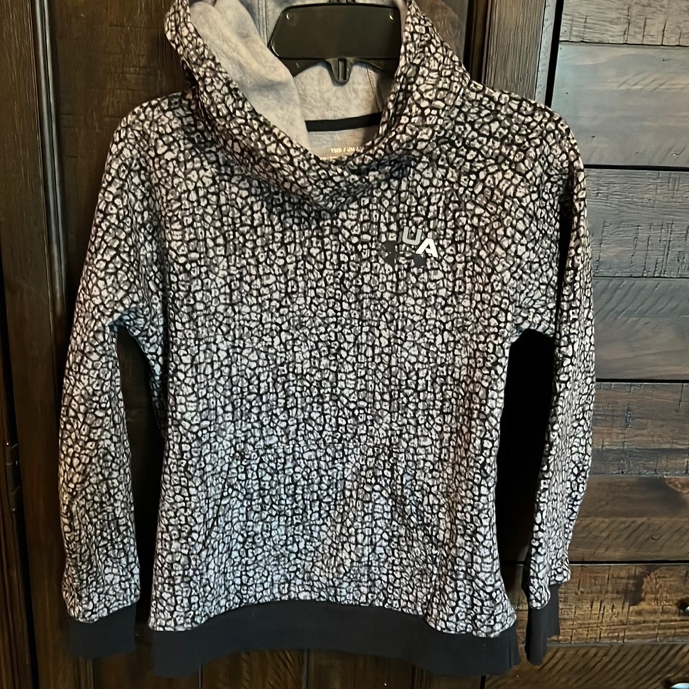 Girls under armour hoodie